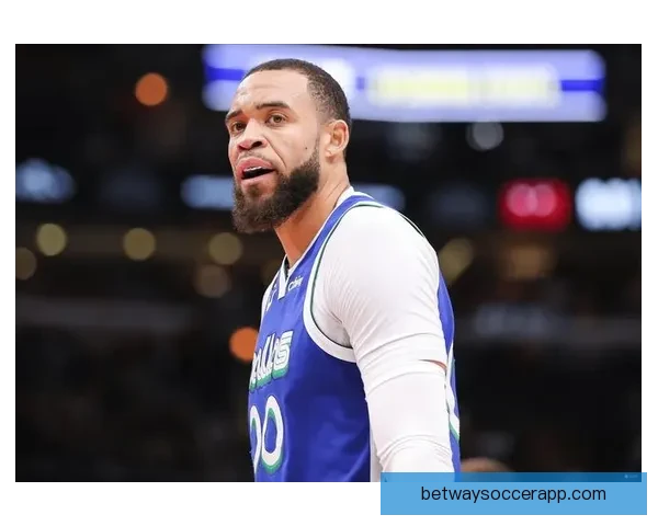 多诺万成接盘北卡罗莱纳大学男篮主帅 史蒂文斯主动放弃竞争